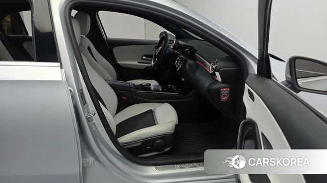 Mercedes-Benz A-Class W177 id 4285165 из Кореи 18