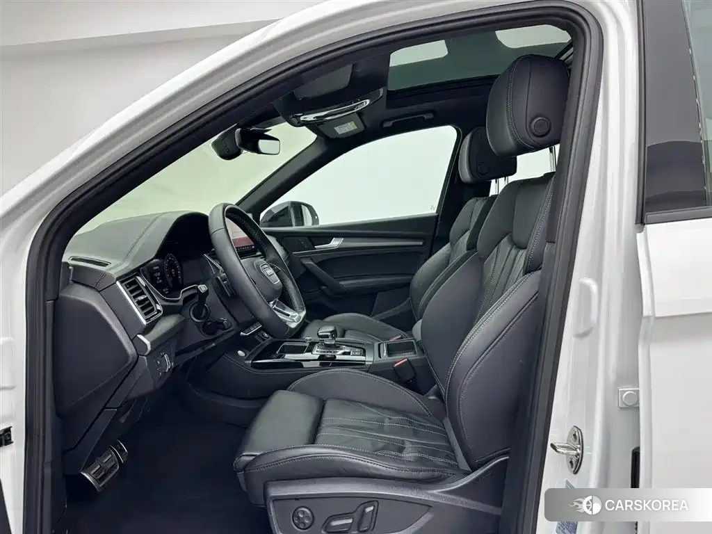 Audi Q5L id 4629610 из Китая 18