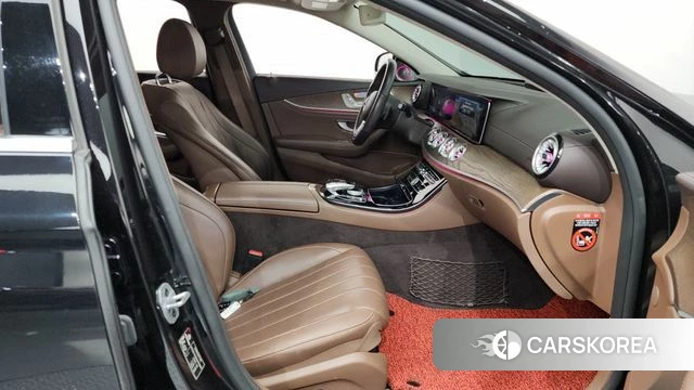 Mercedes-Benz E-Class W213 id 4411063 из Кореи 18