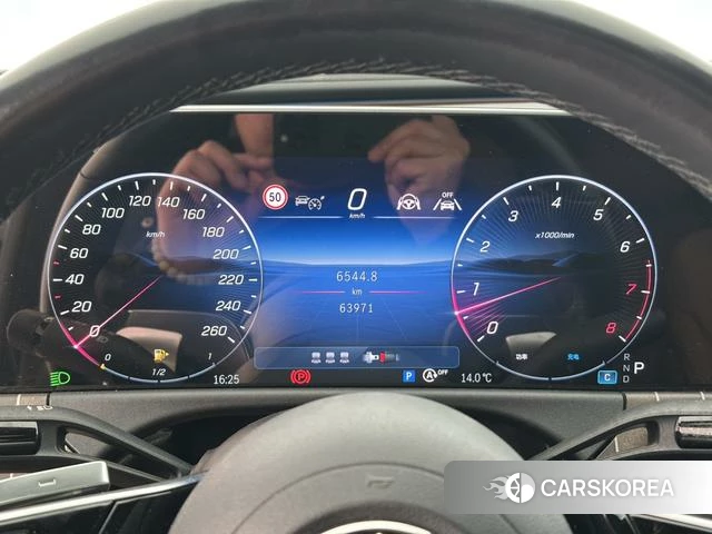 Mercedes-Benz E-class id 4260001 из Китая 18