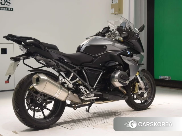 Проданный BMW R1200RS 2016 из Японии