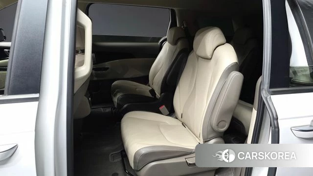 Kia Carnival 4th generation id 4534402 из Кореи 18