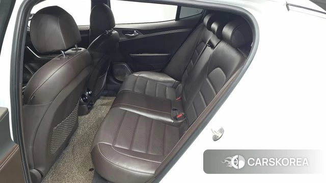 Kia Stinger id 4477396 из Кореи 18