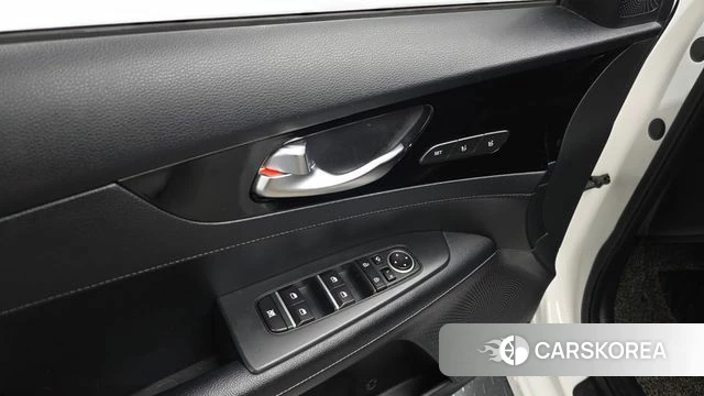 Kia Come New K3 id 4403506 из Кореи 18