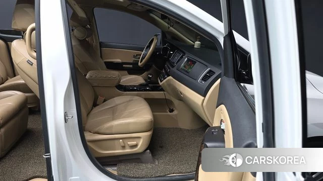 Kia The New Carnival id 4918836 из Кореи 18