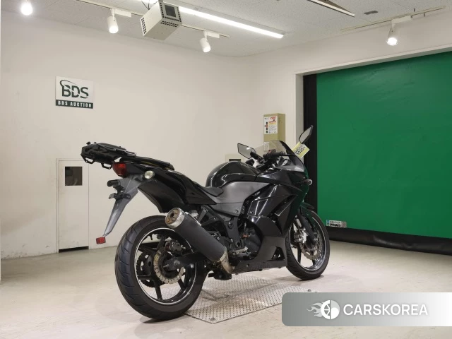 Проданный Kawasaki NINJA 250R 2012 из Японии, фото 2