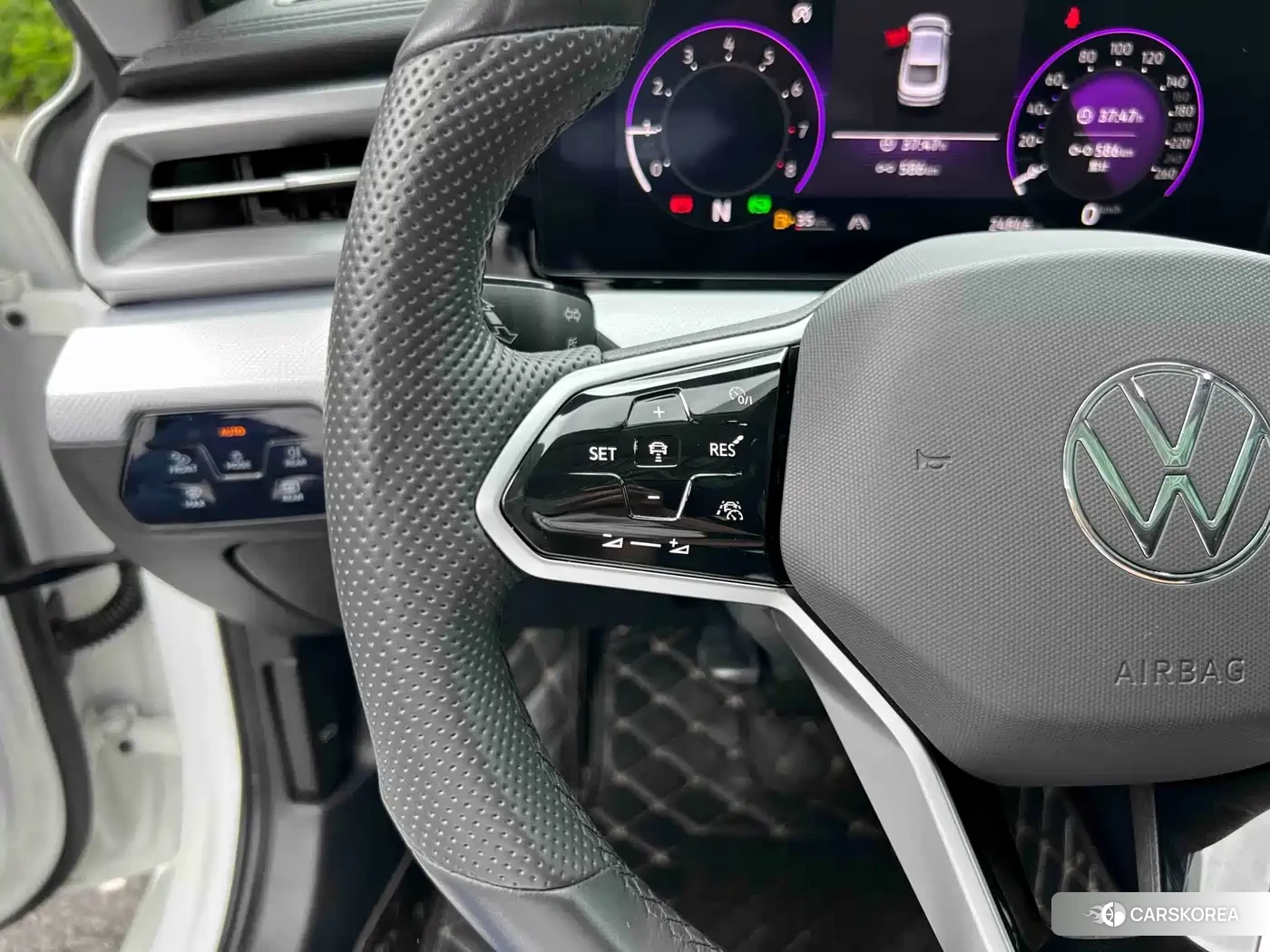 Volkswagen Lamando id 4629566 из Китая 18