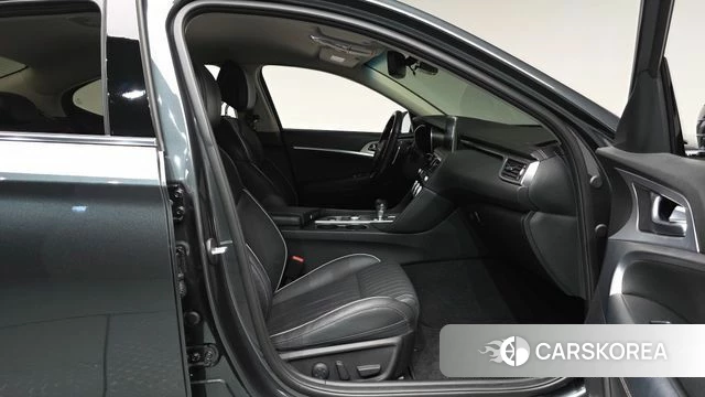 Genesis G70 id 4746829 из Кореи 18