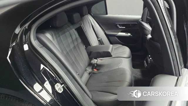 Mercedes-Benz E-Class W214 id 4193993 из Кореи 18