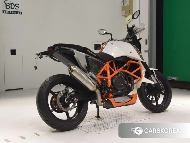 Проданный KTM 690 DUKE 2012 из Японии, фото 2