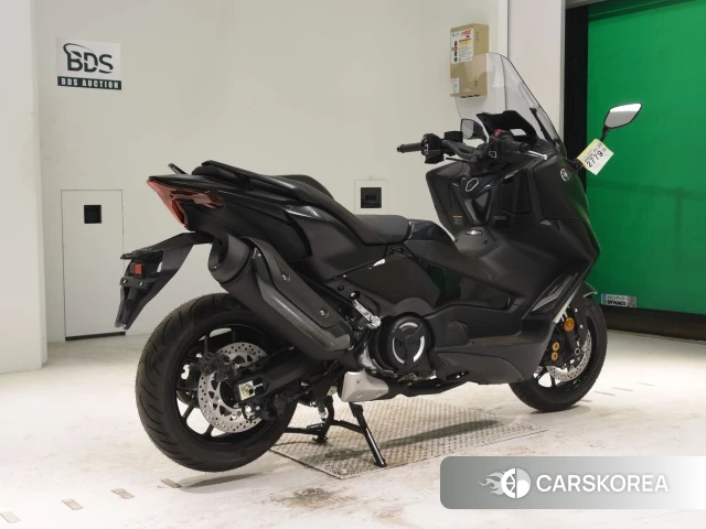 Проданный Yamaha T-MAX 560 TECH MAX 2024 из Японии