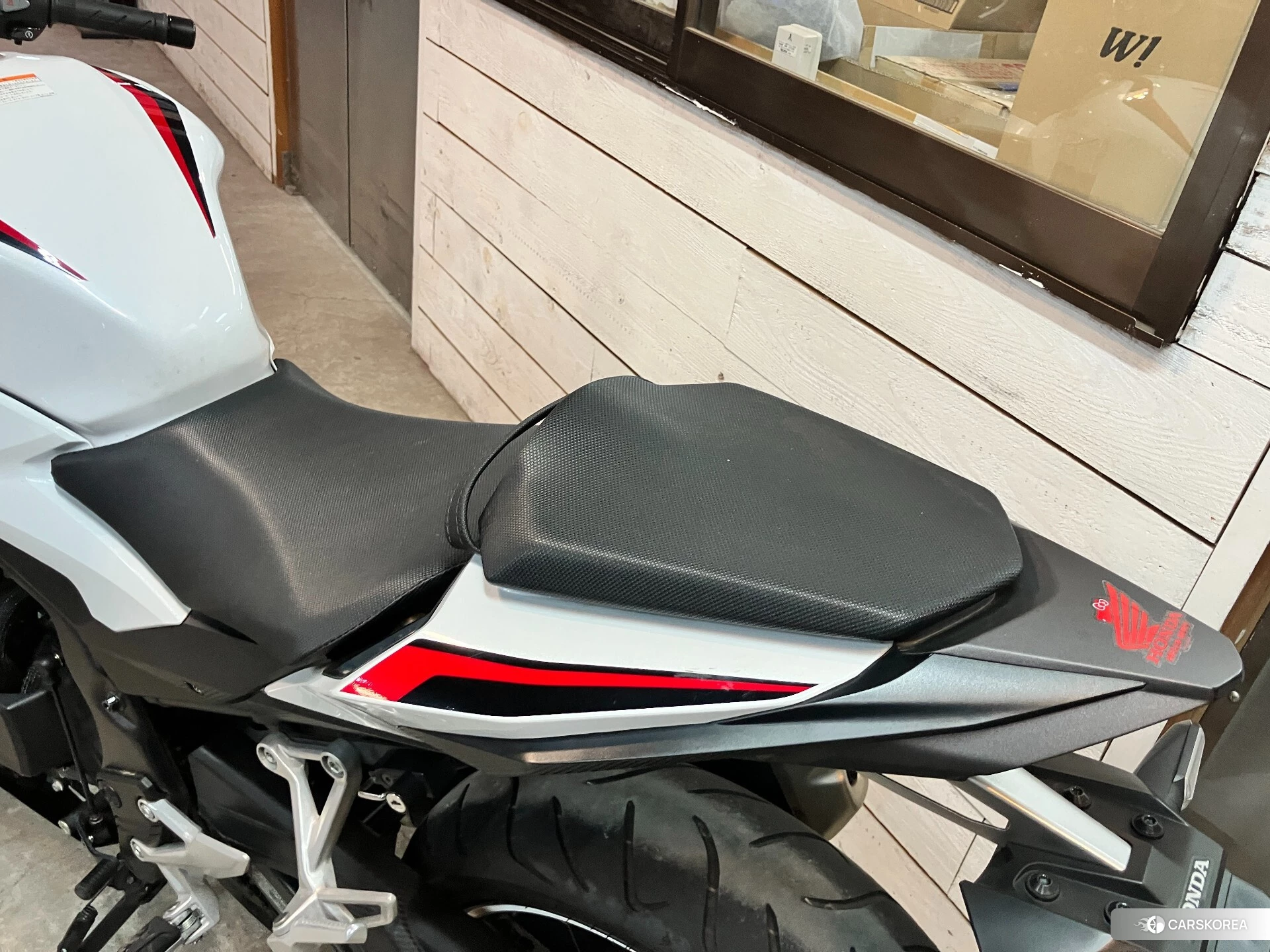 Проданный Honda CBR400R ABS id 4347790 из Японии, фото 18