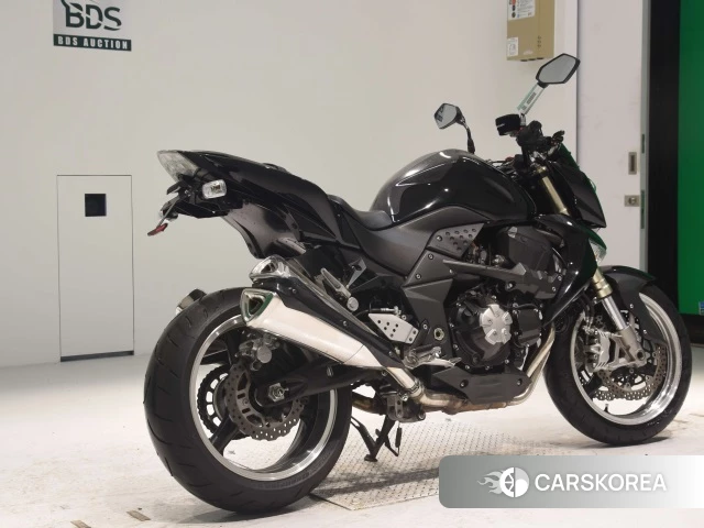 Проданный Kawasaki Z1000 2011 из Японии