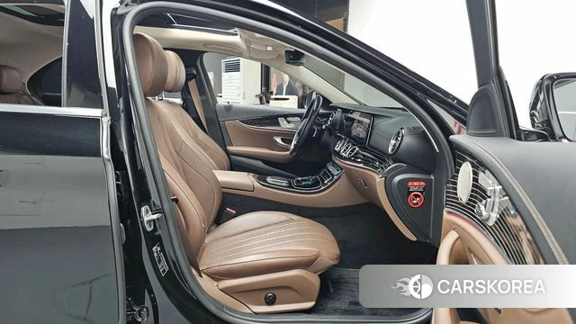 Mercedes-Benz E-Class W213 id 4535149 из Кореи 18