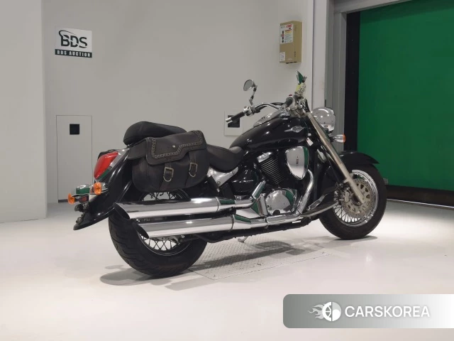 Проданный Suzuki INTRUDER 400 CLASSIC 2017 из Японии, фото 2