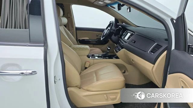 Kia The New Carnival id 4581550 из Кореи 18