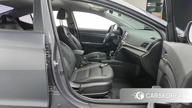 Hyundai Avante AD id 4633370 из Кореи 18