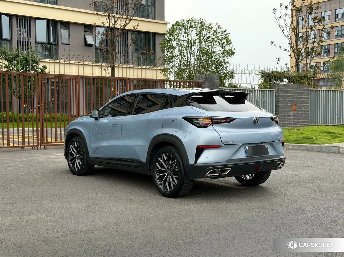 Chang'an UNI-T id 4440352 из Китая 18