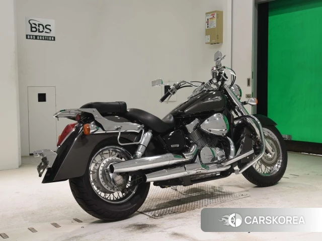 Проданный Honda SHADOW 400 CLASSIC 2010 из Японии, фото 2