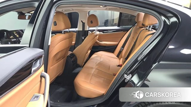 BMW 5 Series (G30) id 4496264 из Кореи 18