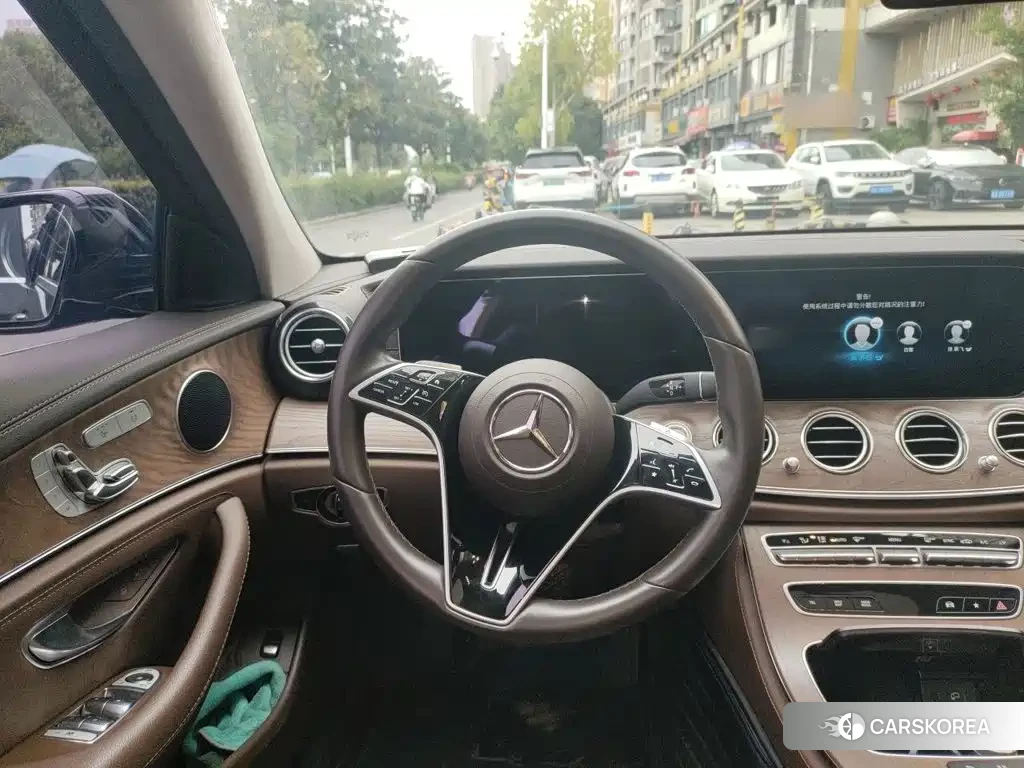 Mercedes-Benz E-Class id 4622383 из Китая 18