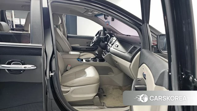Kia The New Carnival id 4557892 из Кореи 18