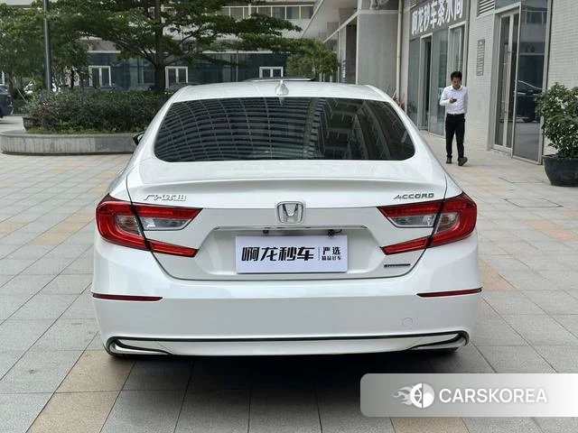 Honda Accord id 4399917 из Китая 18