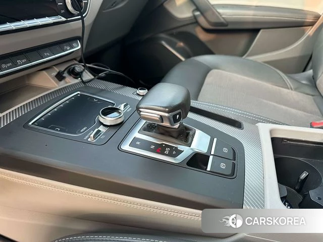 Audi Q5L id 4208880 из Китая 18