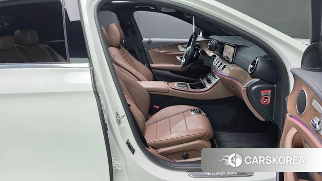 Mercedes-Benz E-Class W213 id 4836309 из Кореи 18