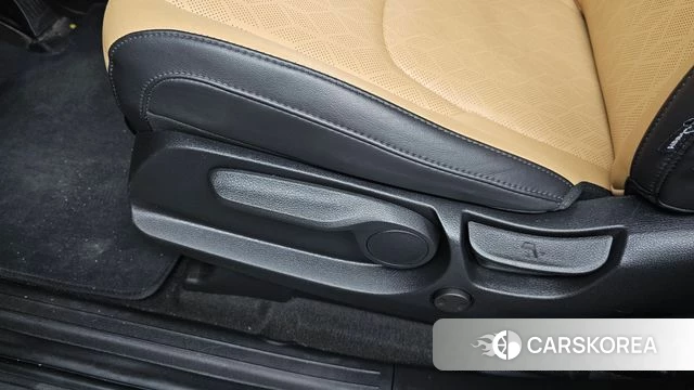 Kia Carnival 4th generation id 4646140 из Кореи 18