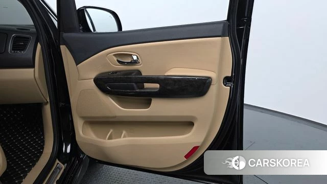Kia The New Carnival id 4508371 из Кореи 18