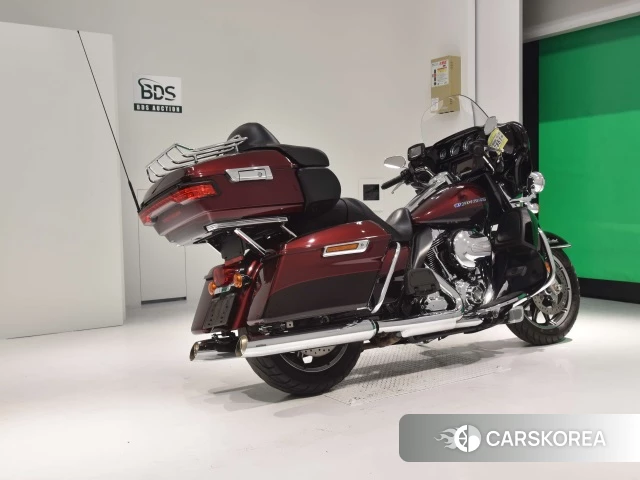 Проданный Harley-Davidson Electra Glide FLHTKTC1690 2015 из Японии, фото 2