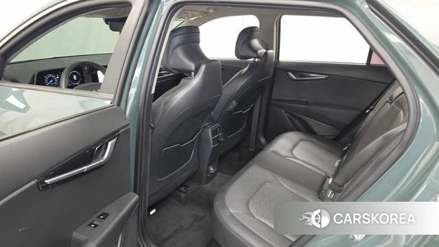 Kia Di Ol Nu Niro id 4936023 из Кореи 18