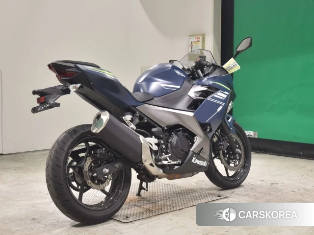 Проданный Kawasaki NINJA 400 2022 из Японии, фото 2