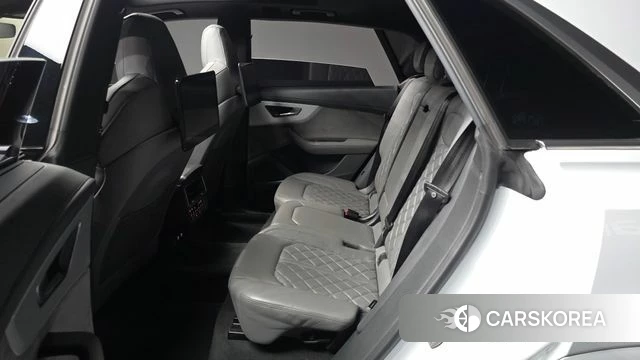 Audi Q8 (4M) id 4324505 из Кореи 18