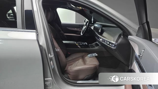 BMW 7 Series (G70) id 4194809 из Кореи 18