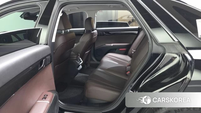 Hyundai Grandeur (GN7) id 4469347 из Кореи 18