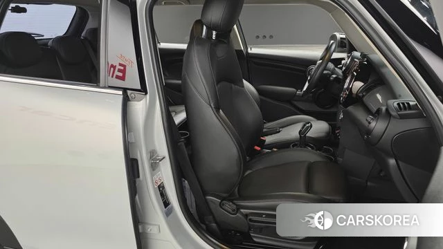 Mini Cooper id 4384293 из Кореи 18