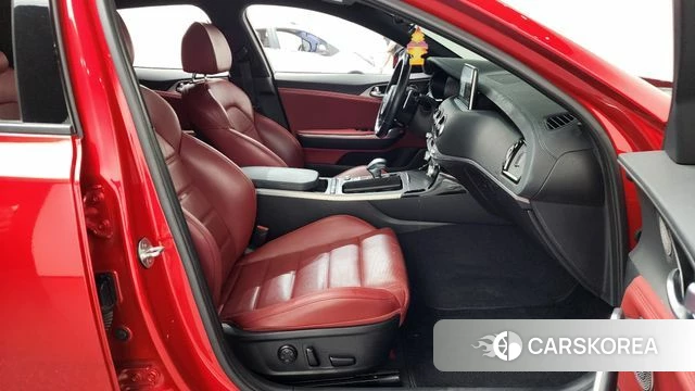 Kia Stinger id 4411176 из Кореи 18