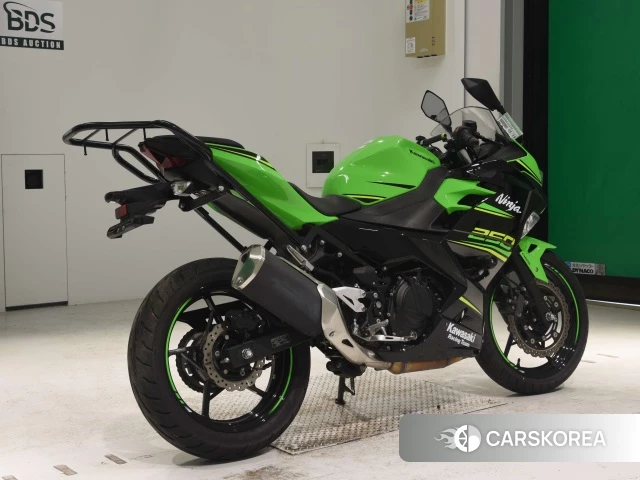 Проданный Kawasaki NINJA 250 2018 из Японии, фото 2