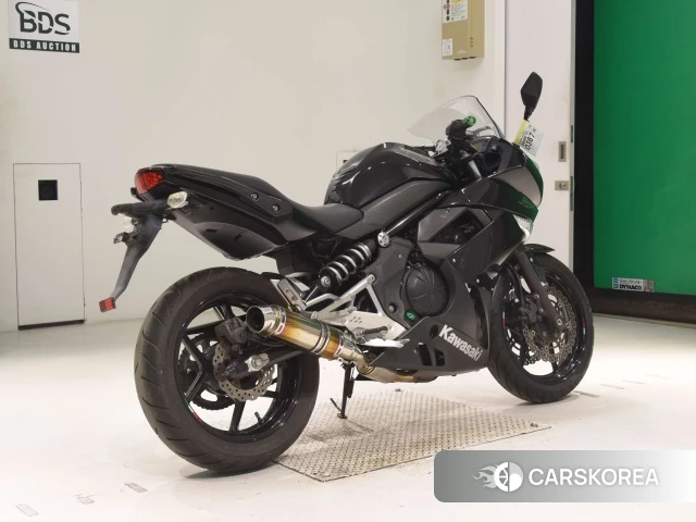 Проданный Kawasaki NINJA 400R 2011 из Японии
