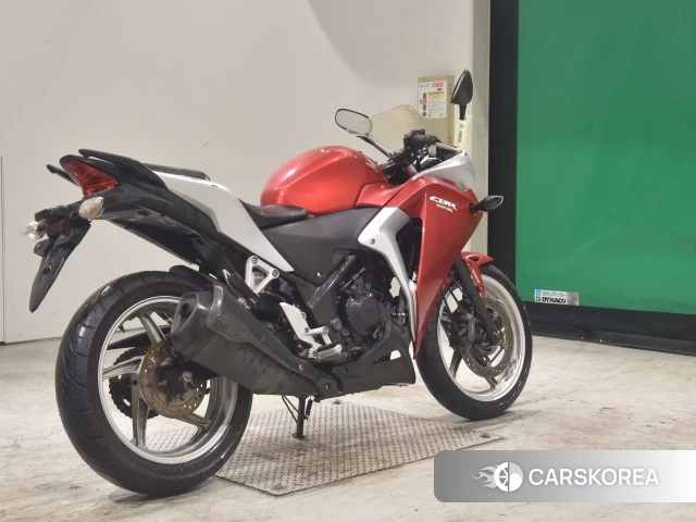 Проданный Honda CBR250R ABS 2011 из Японии