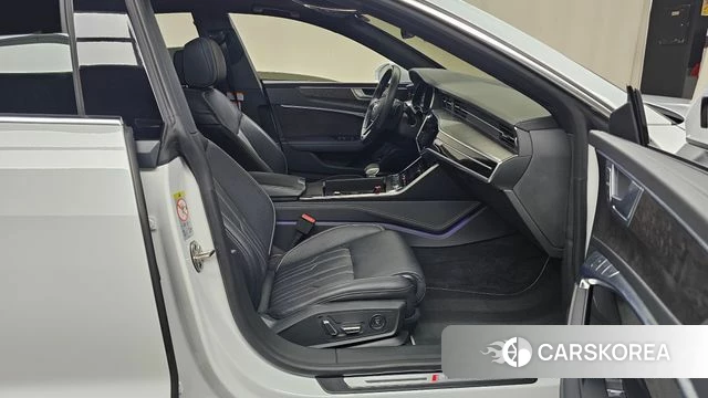Audi A7 (4K) id 4872409 из Кореи 18
