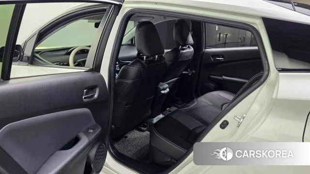 Toyota Prius 4th Generation id 4620188 из Кореи 18