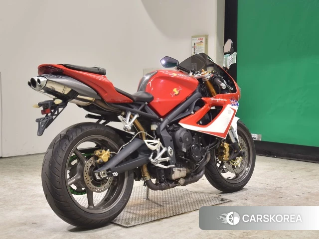 Проданный Triumph DAYTONA 675 2010 из Японии