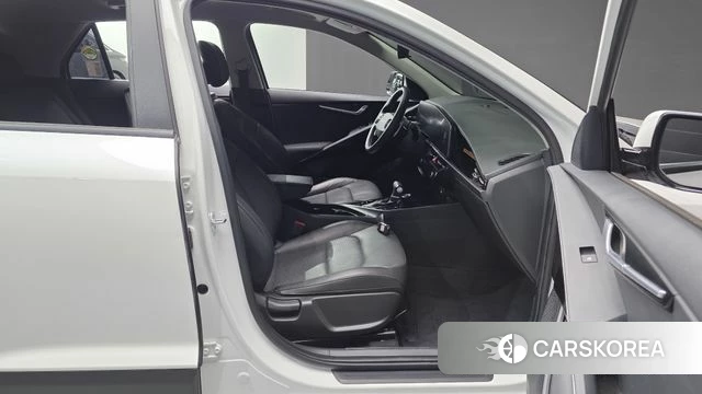 Kia Di Ol Nu Niro id 4529187 из Кореи 18