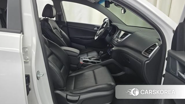 Hyundai All New Tucson id 4543768 из Кореи 18