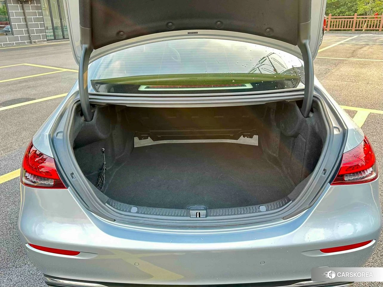 Mercedes-Benz E-class id 4512892 из Китая 18