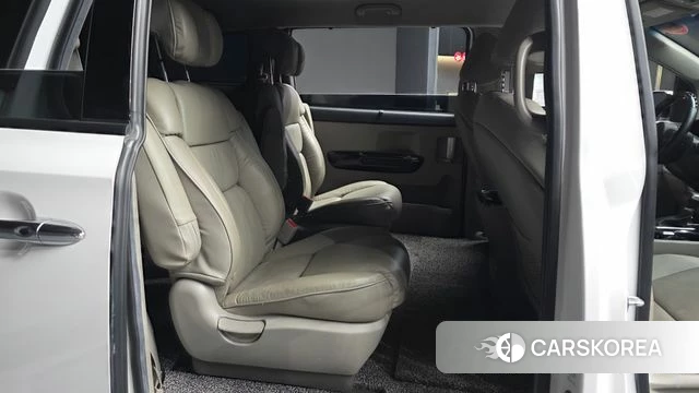 Kia The New Carnival id 4615062 из Кореи 18