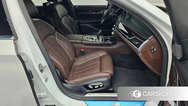 BMW 7 Series (G11) id 4501514 из Кореи 18